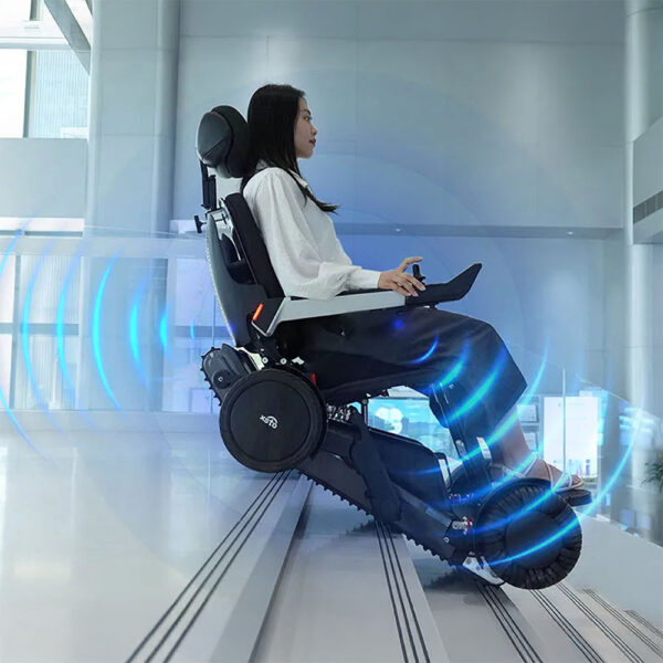 Carrozzine Elettriche Saliscale Per Disabili XSTO Italia Mobility 